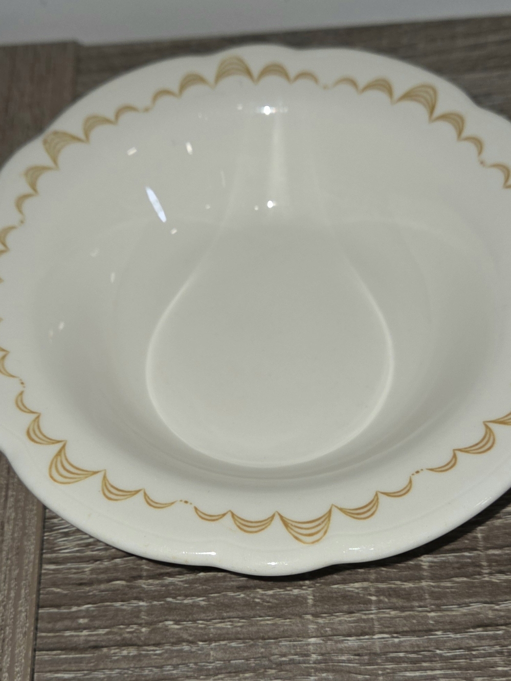 Vintage Buffalo China Gold Trim Bowl Made In USA 6.5"